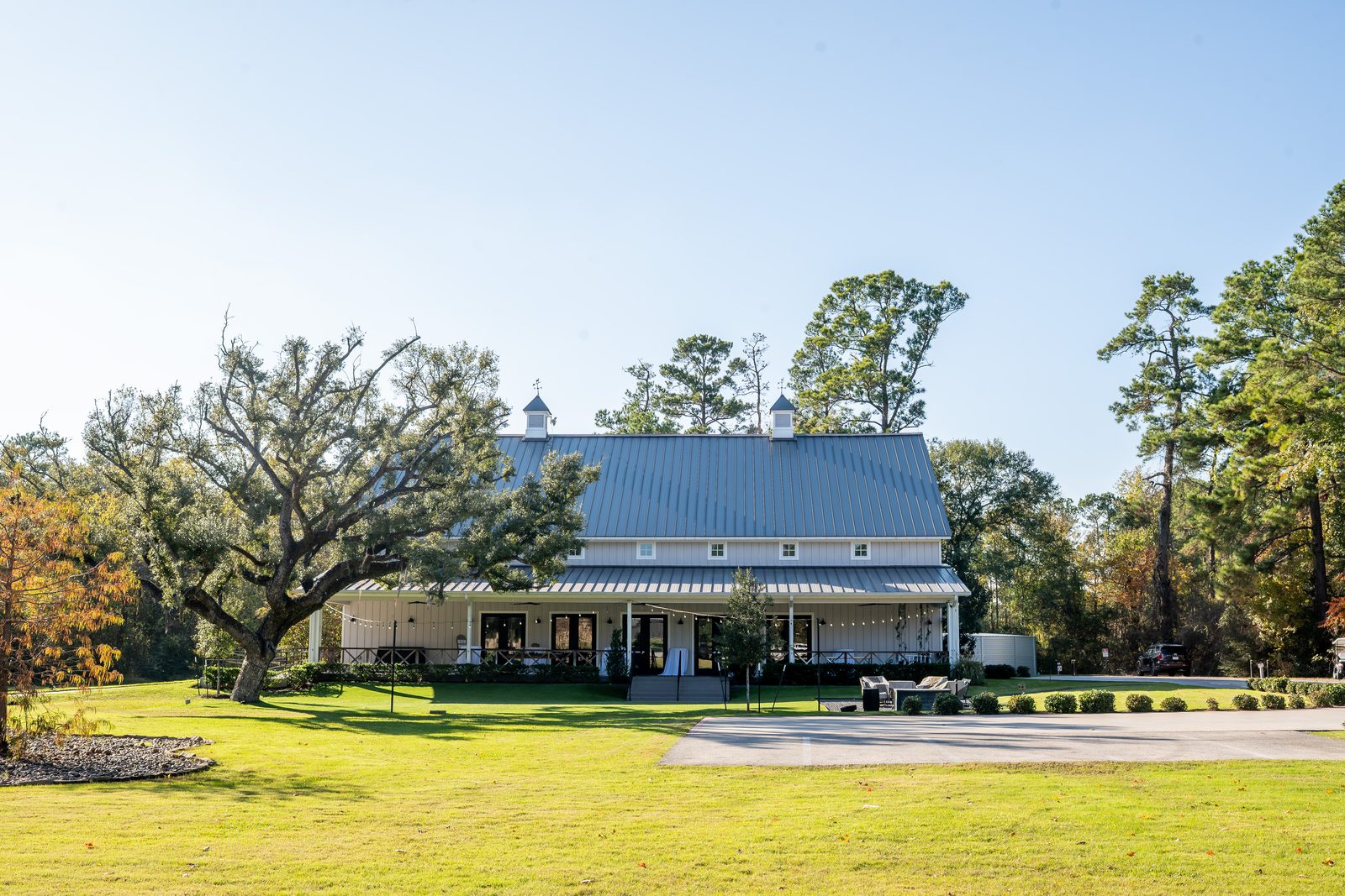 Addison Woods venue exterior