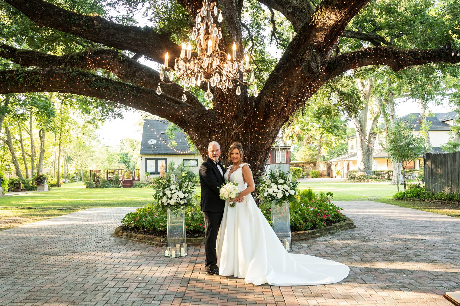De and Kyle portrait under the grand oak tree